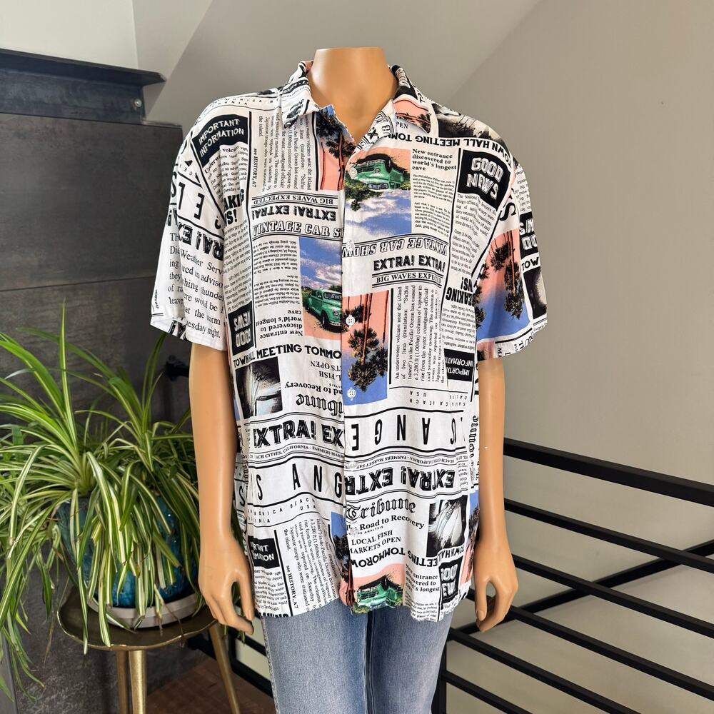 No Boundaries Men XL Newspaper Print Rayon Resort Shirt Vintage Graphic Y2K